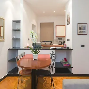  Appartement Old Port 4 Beds Italie